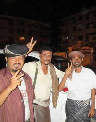 مرحبا استقلال ,, الناشط والشاعر سميرمهلب يرزق بمولودة ويسميها استقلال