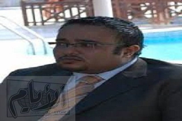 وقفة تضامن – باشراحيل يتعرض للاعتداء من قبل حراسة المحافظة بعدن