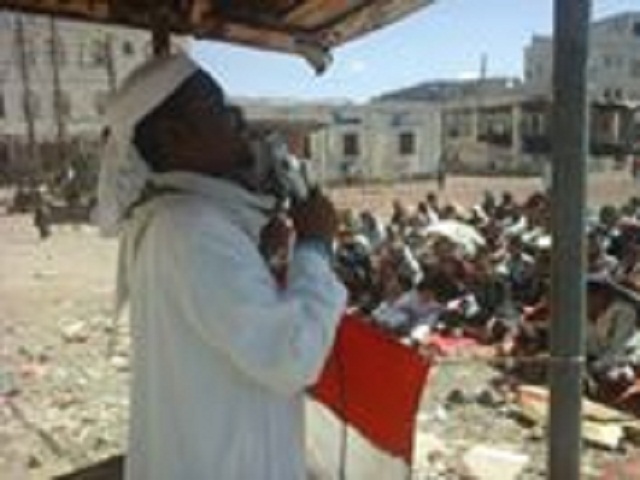 خطيب ردفان الابيني – ما اخذ بالقوة لا يسترد الا بالقوة وجرائم ( الاحتلال ) لن تستقط