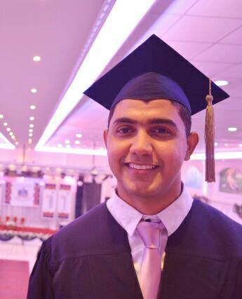 مبروك البكلاريوس بامتياز للطالب الجنوبي جواد البحصو  من الجامعة اللبنانية