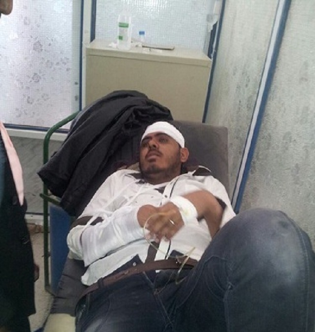 حادث مروري بين سيارة الهلال الأحمر وأخرى للمنظمة الطبية بالمحفد