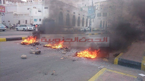 انتشار عسكري بحضرموت مع تنفيذ العصيان المدني الشامل  ومقتل مسلح شمالي ( مصور)