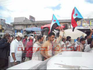 مسيرة غضب وتنديد بمودية باغتيال الجنيدي والدكتور زين اليافعي