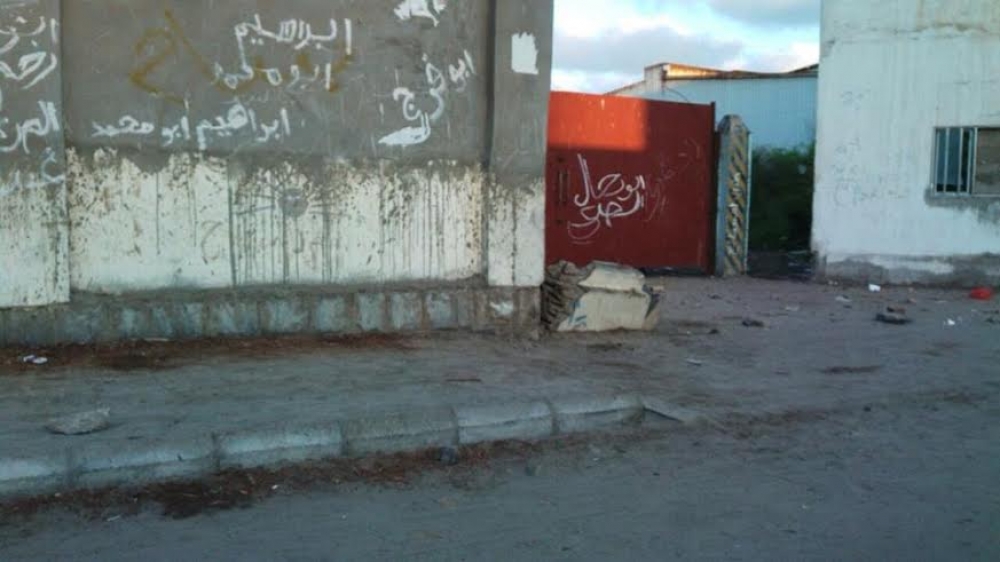 أشتباكات عنيفة بين الجيش اليمني ومواطنين بخور مكسر حول حوش مصنع البلاستيك