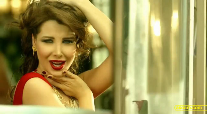 صور.. نانسي عجرم تحقق أمنية طفلة مصابة بالسرطان