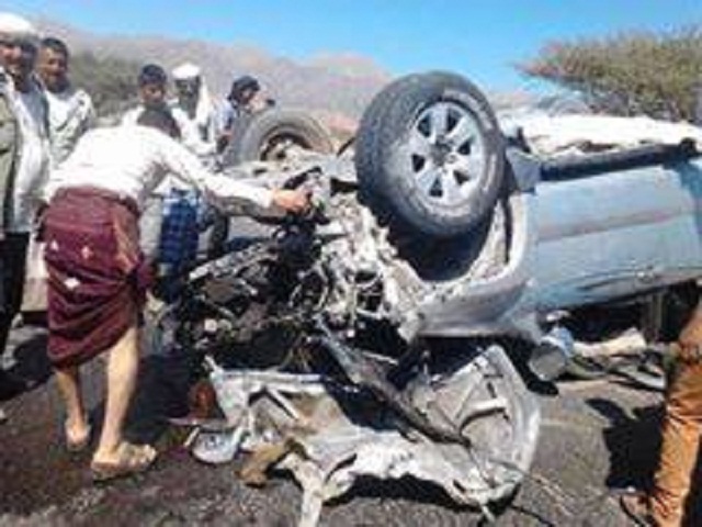 حادث مروري مأساوي يودي بحياة احد شباب منطقة ضول يافع ( مصور)