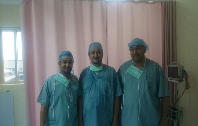 طبيب جنوبي يعيد قدمًا مشوهة لطفل سعودي