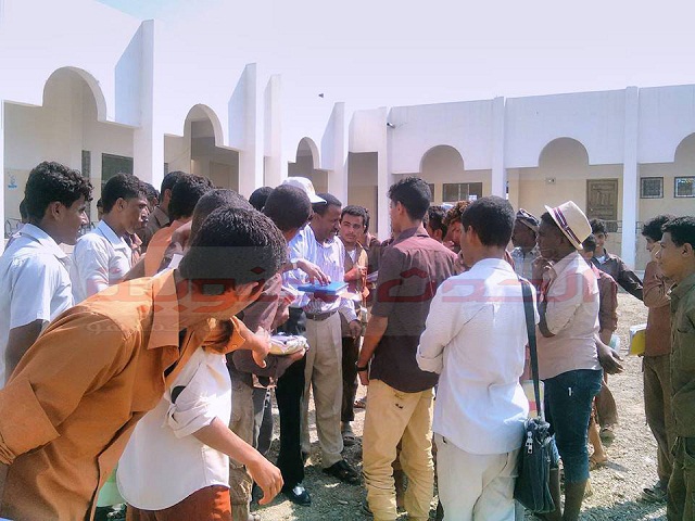 مديرمكتب التربية والتعليم في خنفر يقوم بزيارة تفقدية لمدارس التعليم الاساسي والثانوي في منطقة شقرة\خنفر