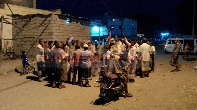 عودة التيار الكهربائي لمديرية خنفر بعد انقطاع دام شهور