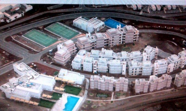 (تقرير) كيف يتحكم الاقتصاد بالولاءات بمنشأة بلحاف الغازية