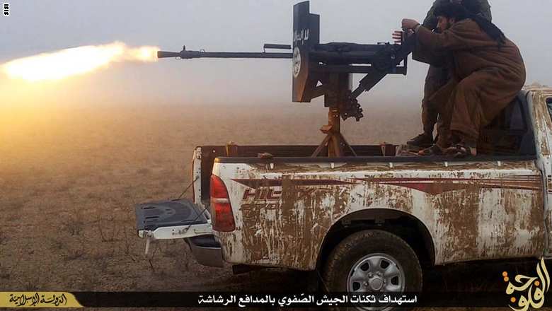 التليغراف: “القاعدة تتفاخر بهزيمة مقاتلي أمريكا في سوريا”