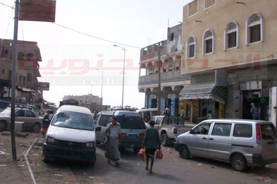 جرحى بقصف منزل محافظ ابين بمدافع الهاون بلودر