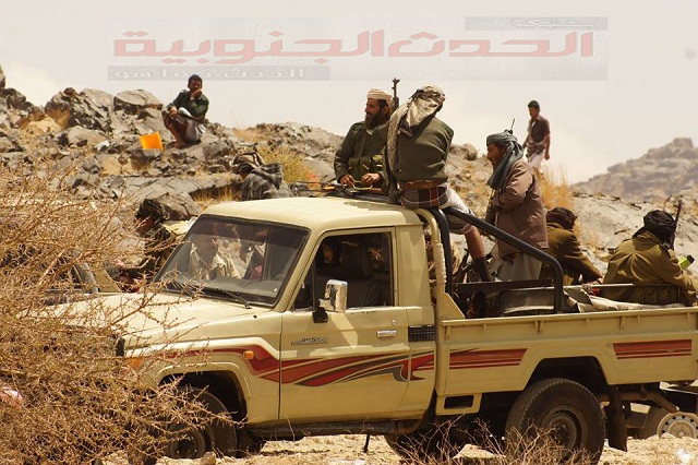 مواجهات عنيفة بمكيراس بين المقاومة الجنوبية والحوثيين