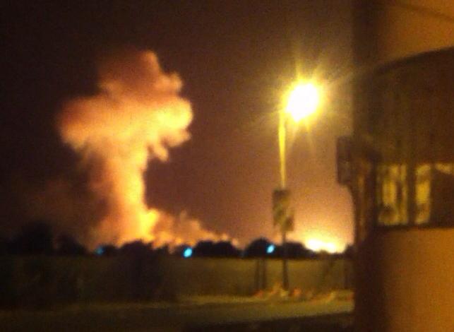 الشرعية تواصل تقدمها في صنعاء وتصل مشارف دمت وطائرات وبوارج التحالف تدمر مواقع للانقلابيين