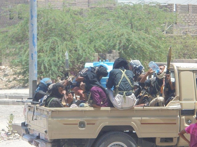 قيادة المقاومة الجنوبية بالمنطقة الوسطى يطالبون كافة الناس للخروج والمشاركة بيوم الحسم