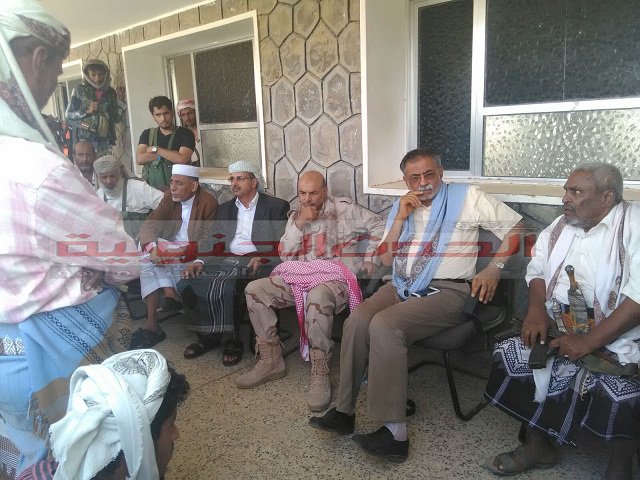 السعيدي والشدادي  وقائد المنطقة العسكرية الرابعة يلتقيا قادة الجبهات بالمنطقة الوسطى