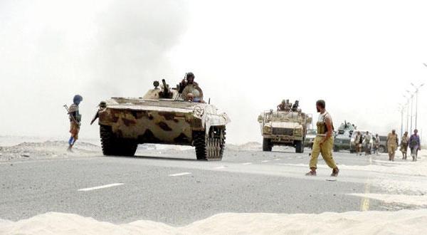 انهيارات الحوثيين تدفعهم لطلب وساطة عمانية