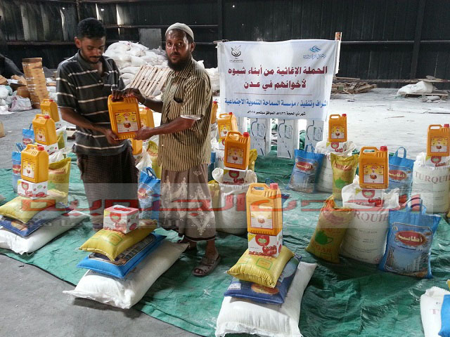 حمله إغاثية من ابناء شبوة ﻻخوانهم في عدن