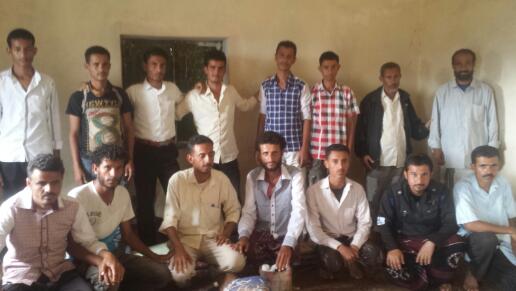 الهيئة الإدارية لجمعية ابناء جحاف لرعاية أسر الشهداء والجرحى تواصل نزولها الميداني وتعقد اجتماعا موسعا في منطقة العزلة بجحاف