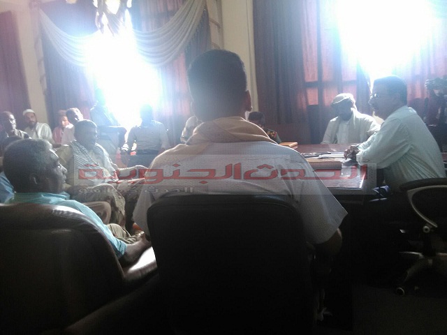 محافظ أبين يلتقي بلجنة حصر الشهداء والجرحى بمحافظة ابين ويلتقي قيادة جمعية فجر الشباب الخيرية