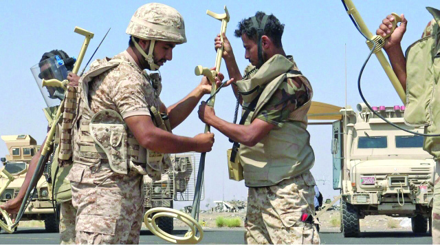 قوات التحالف تواصل تطهير ألغام الموت الحوثية