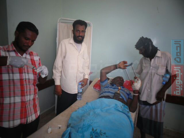 جهود جبارة أذلت الصعاب ” جولة قصيرة لمستشفى رأس ألعاره بمضاربة لحج “