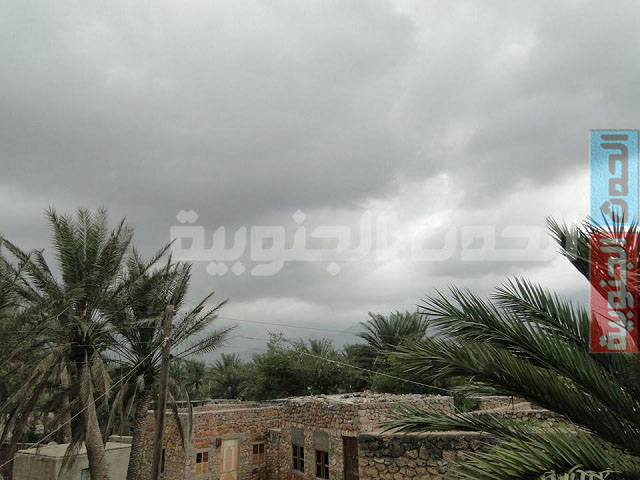 سقطرى اليوم في استقبال لإعصار تشابالا (تقرير مصور)