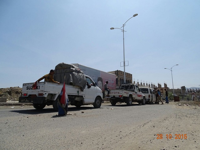 المقاومة الجنوبية بالضالع تضبط أسلحه كانت في طريقها إلى عدن