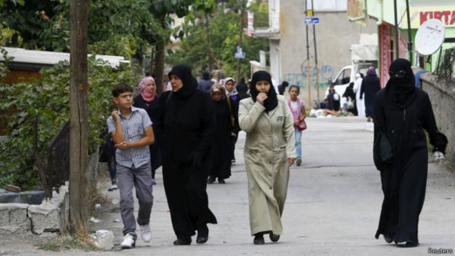 في الغارديان: الرحلة من حمص إلى وارويك
