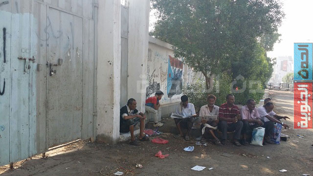 النقابة العامة للمعلمين والتربويين الجنوبيين تتضامن مع تربوي الشيخ عثمان رفضا للتعين القسري للمدير الجديد