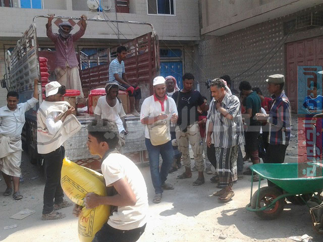 الهلال الأحمر الإماراتي : إغاثة مستمرة ويومية في عدن