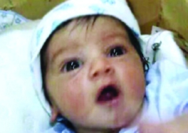 تشييع جثمان أصغر ضحايا الحوثي وصالح في نجران