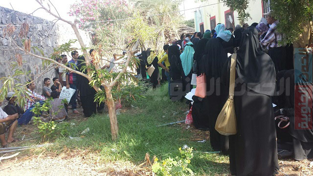 اقبال غير متوقع بكلية اللغات للتسجيل بنظام البكلاريوس