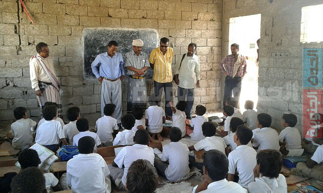 مدير مكتب التربية بخنفر يزور مراكز الامتحانات الدرجاج و عبر عثمان  