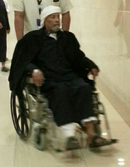 المناضل صالح ناصران عضو المكتب السياسي بالحزب الاشتراكي يغادر المستشفى الوطني بالرياض بعد عملية ناجحة