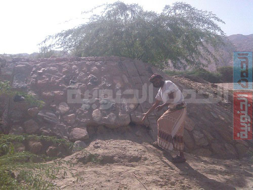 قرية ضيقة في مواجهة السيول الجارفة إلى متى (استطلاع مصور)