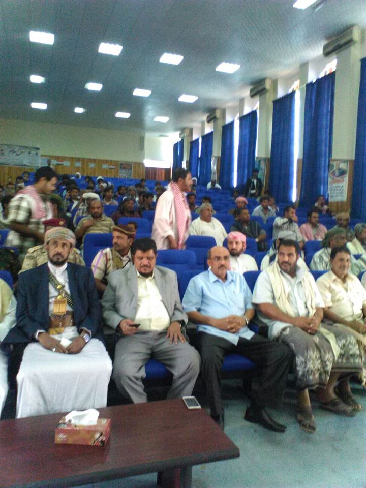 محافظ المهرة يدعو الى حفظ الأمن ومحاربة المخدرات والظواهر الشاذة بالمهرة