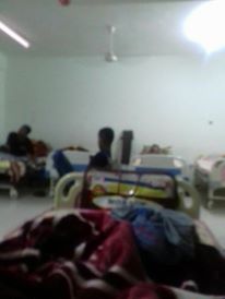 احد جرحى الجنوب في دولة السودان يهدد حكومة هادي بإحراق نفسه امام السفارة اليمنية في السودان