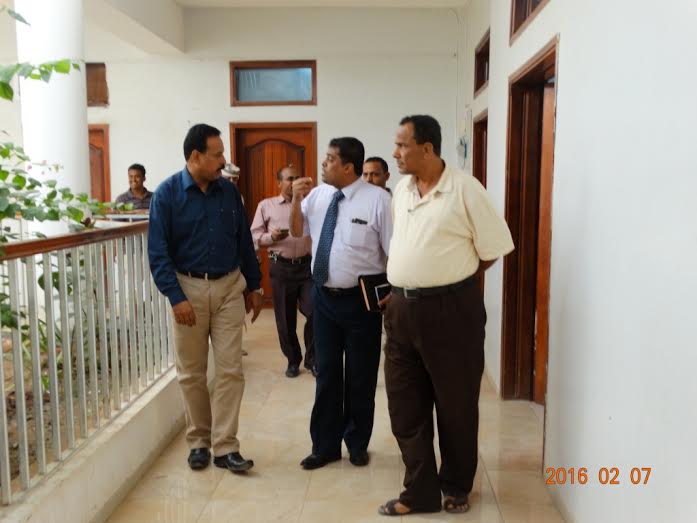 شاذلى يطلع على أوضاع مكتب الأشغال العامة بعدن