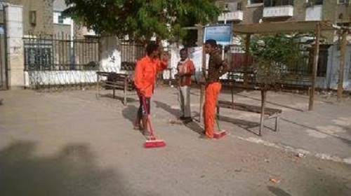 الدكتور المقبلي مأمور المنصورة يدشن حملة تأهيل حديقة السكنية